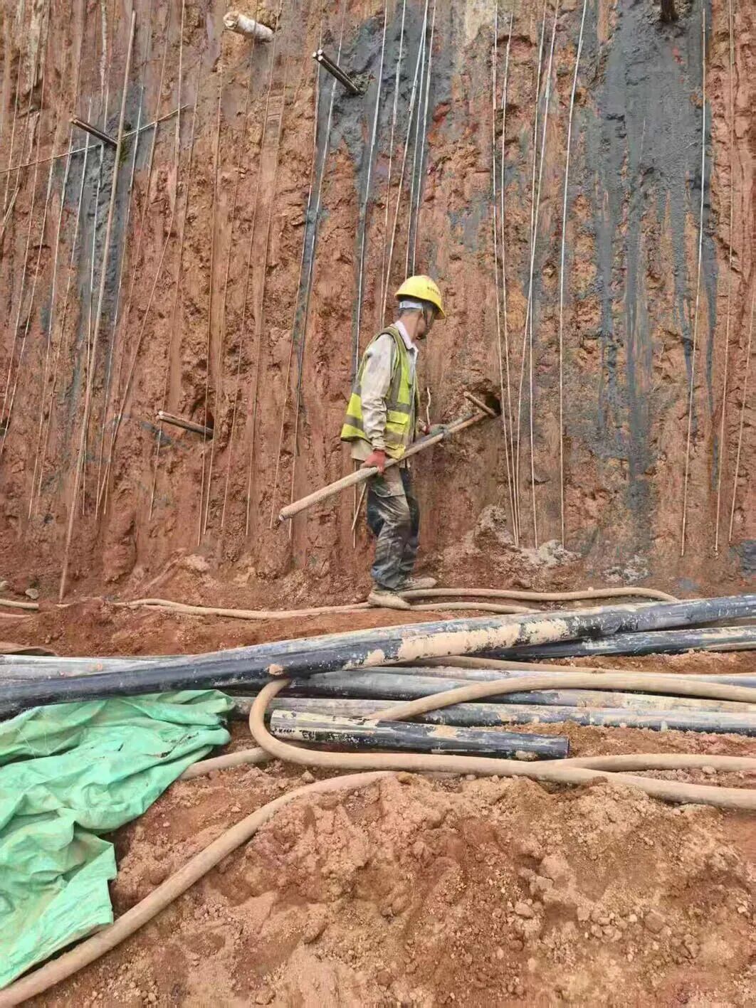 总投资75亿元水库项目被指偷工减料 监理人员被曝接受异性陪侍!中国电建深夜通报:全面调查