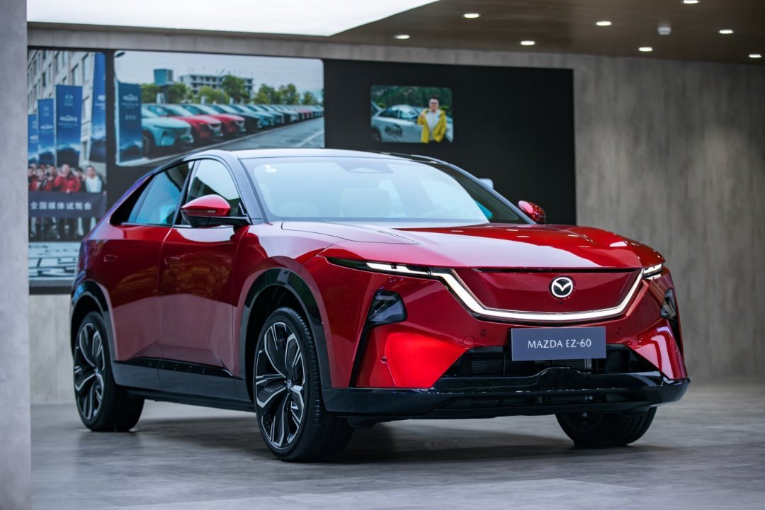 EZ-60领衔亮相广州车展 长安马自达秀新能源矩阵