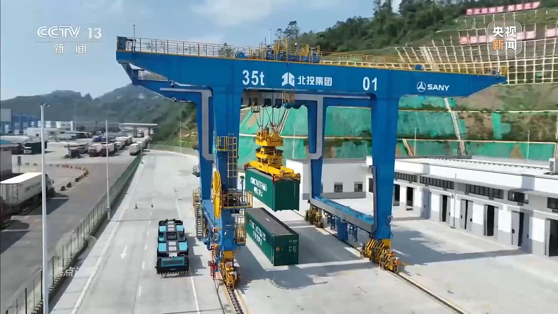 与时俱进、不断发展 中国-东盟自贸区惠及20多亿人口