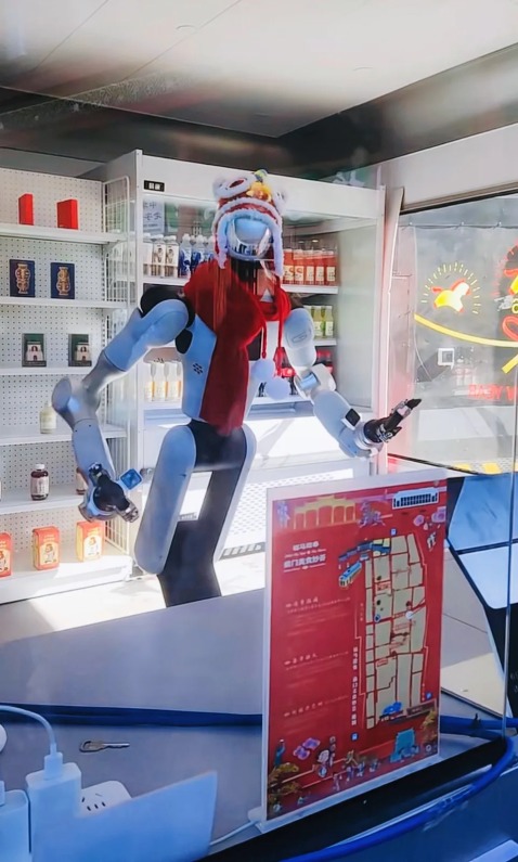 新春走基层丨传统遇科技  年味玩出智能范儿