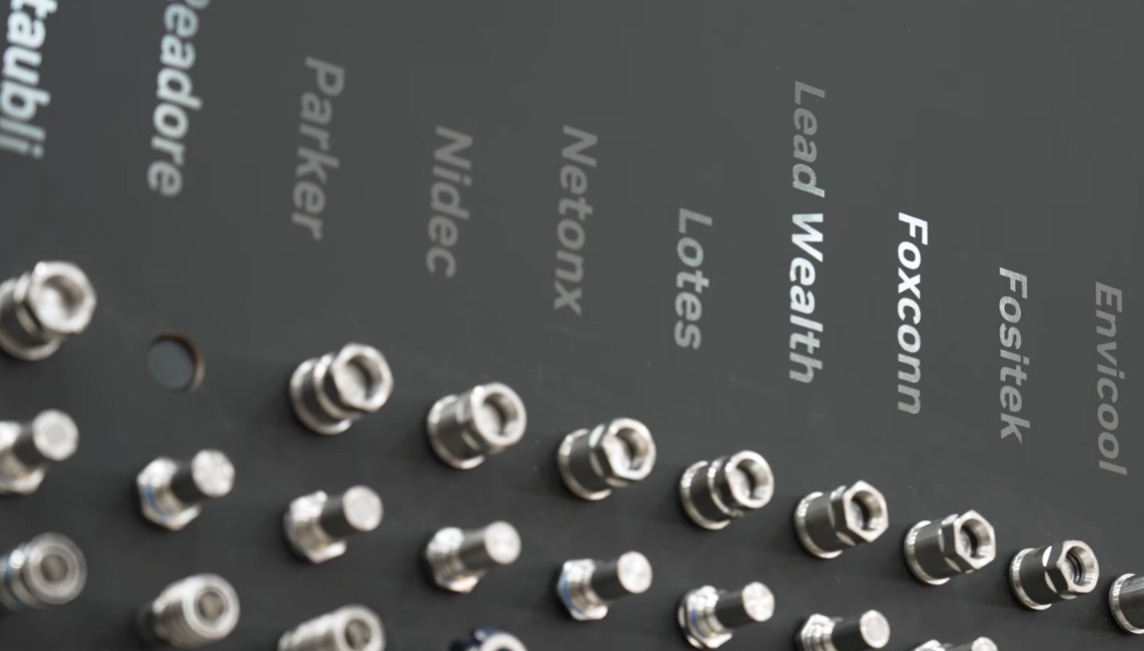 英伟达大秀下一代AI系统Vera Rubin内部细节 每瓦性能提高10倍