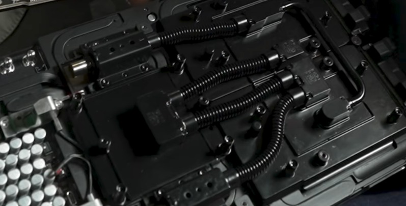 英伟达大秀下一代AI系统Vera Rubin内部细节 每瓦性能提高10倍